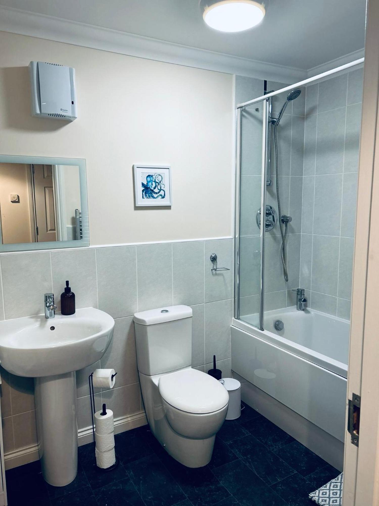Central Cosy Riverview Apartment 2 Bed, 2 Bath, Free Parking / Wifi Inverness Buitenkant foto